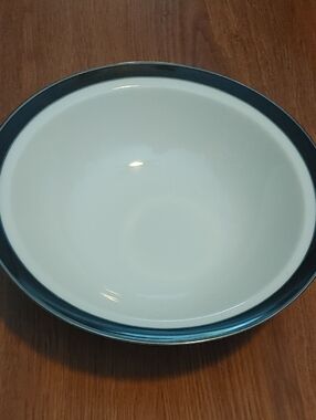 Carico Fine China Serving Bowl with Black Rim "Mystique"